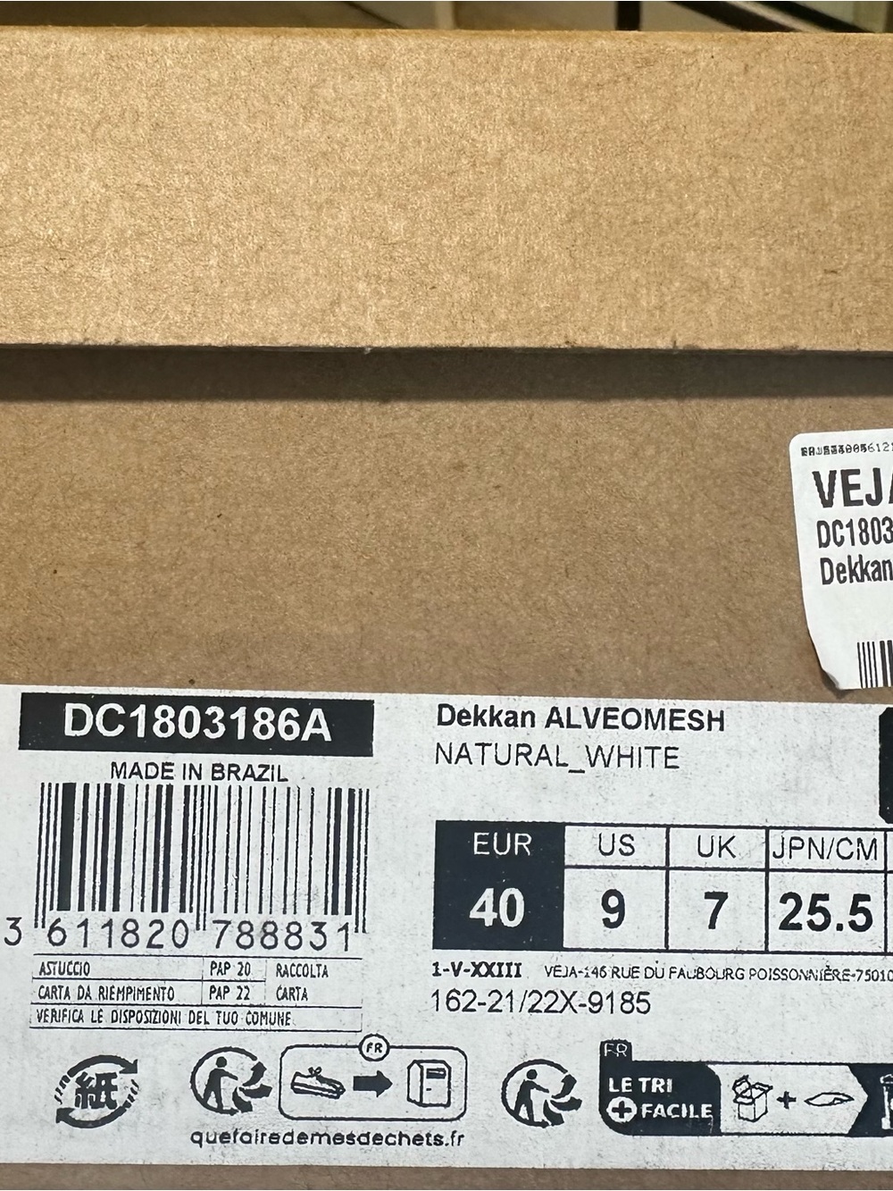 Veja Dekkan Sneakers in Cream with Multicolor Accents - Picture 4 of 4